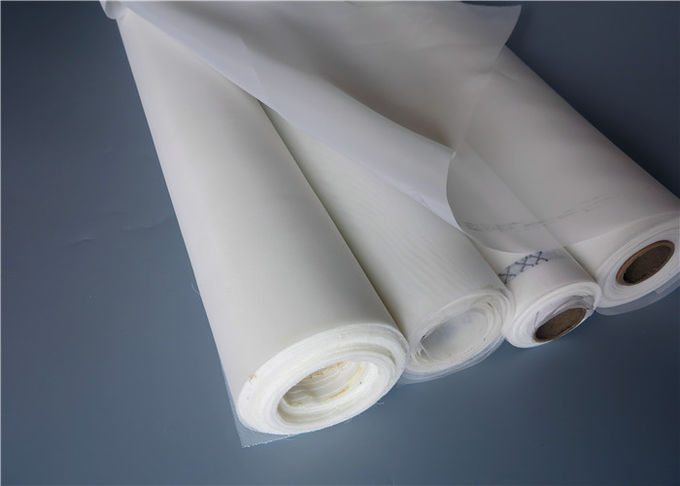 Кислотоупорная ширина СМ белизны 115 ткани сетки фильтра нейлона моноволокна для фильтровать